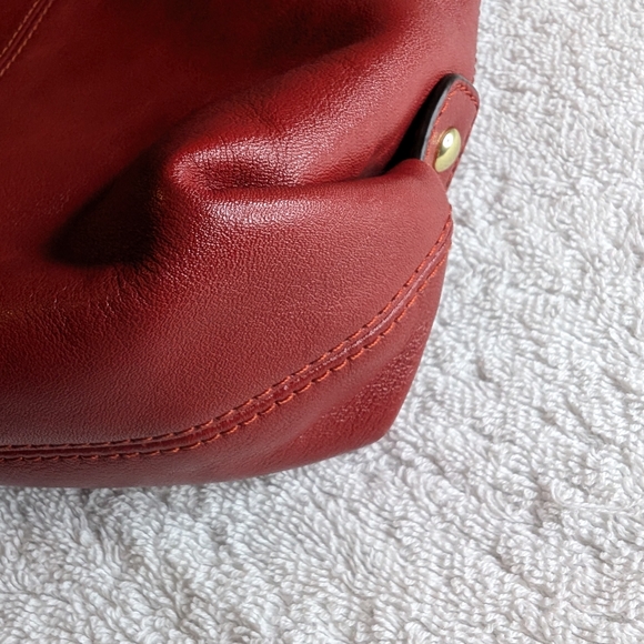 Coach Ashley Swing pack Cherry Red Leather Shoulder Bag - NWOT - Picture 6 of 8